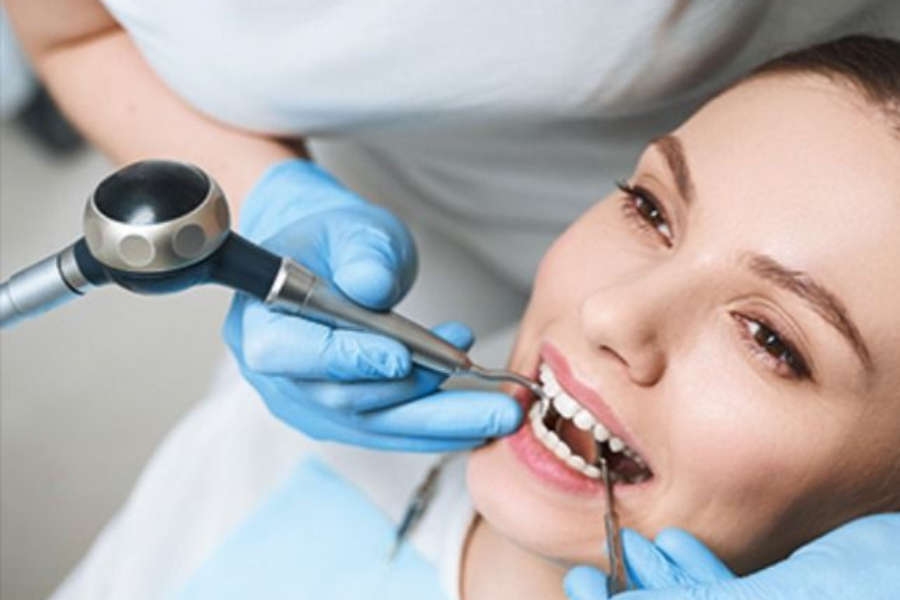 merencanakan perawatan implant gigi di odonto dental care 