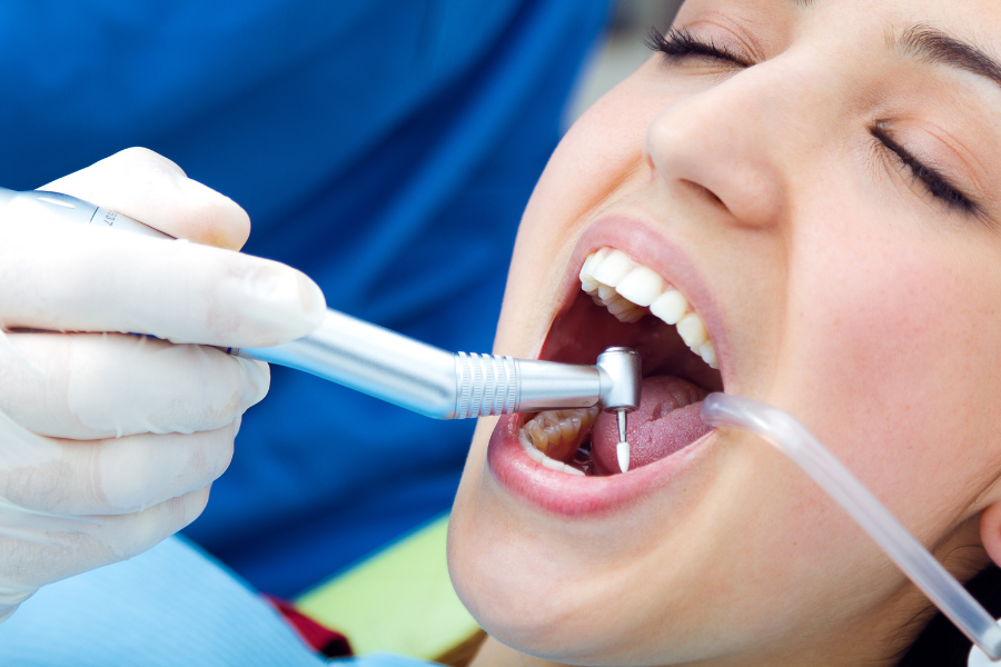 senyum cerah lebih nyaman dengan perawatan yang tepat di odonto dental care